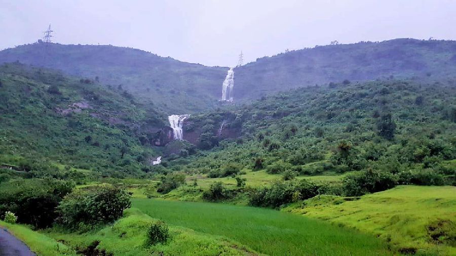 places near Jagtap Water Falls, Mau, Maharashtra, India